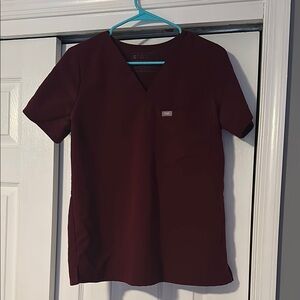 FIGS Women's Burgundy Top and bottom set